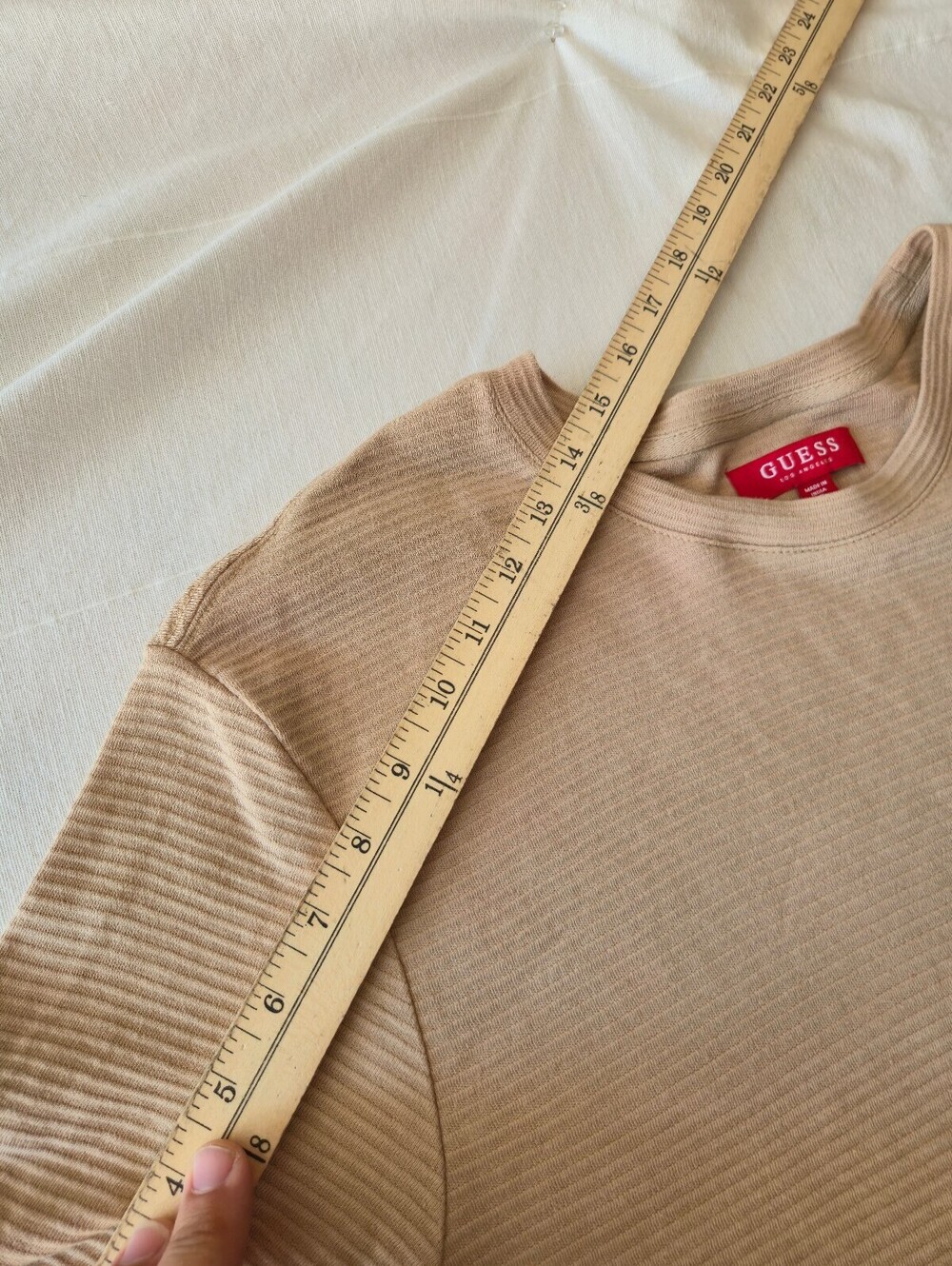 GUESS Los Angeles Men's Ribbed Beige T-Shirt Size Large - Picture 4 of 7